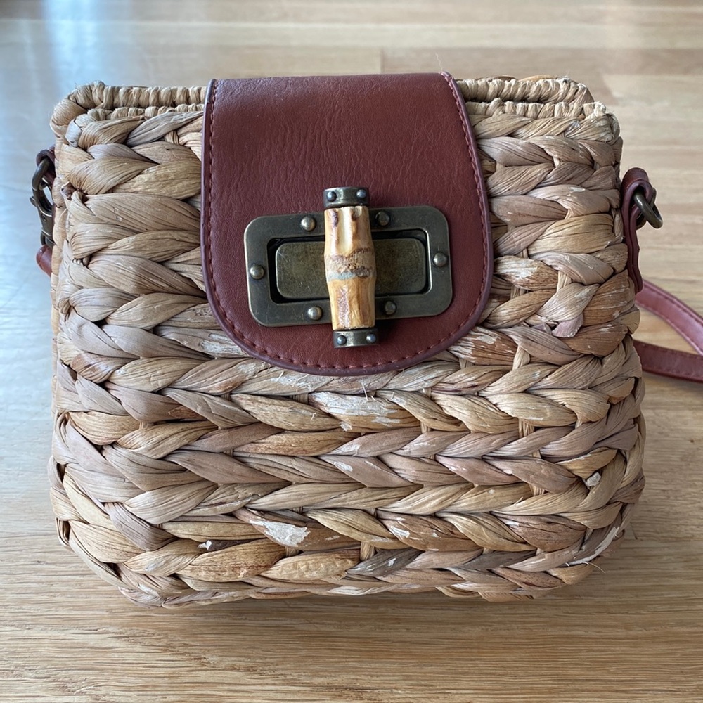 RATTAN CROSS BODY HANDBAG